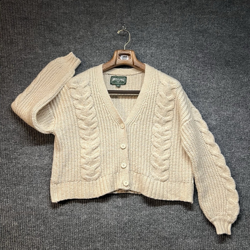 American Eagle Cropped Cable Knit Button up Cardigan‎ Womens Medium White